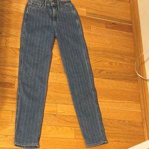 Hollister ultra high-rise jeans size 00R